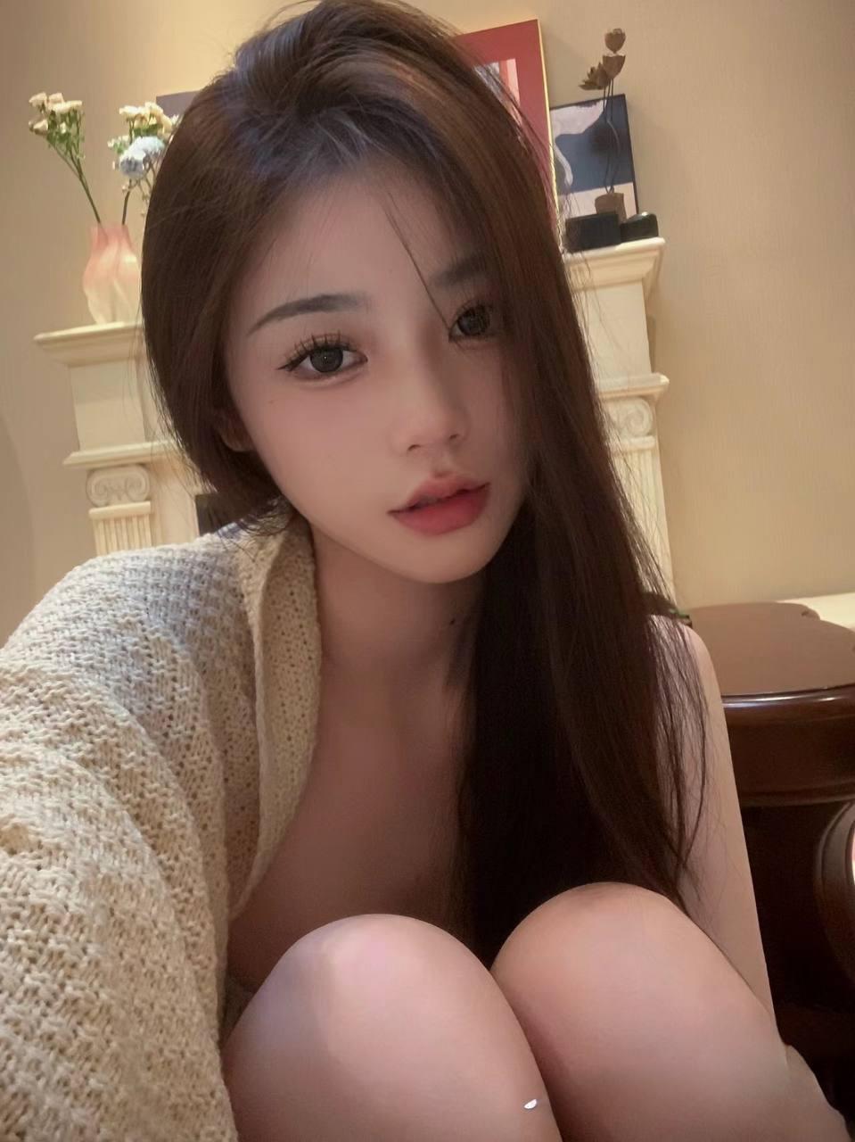 创意园区里的新式茶空间，茶拿铁上市，引领茶饮新风尚